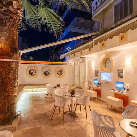 شقة فندقية Vasilios Exarhos Paralía