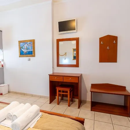 Vasilios Exarhos 4* Paralía
