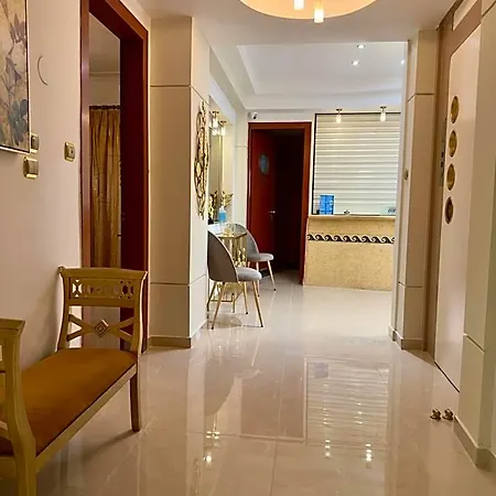 Vasilios Exarhos 公寓式酒店 Paralía
